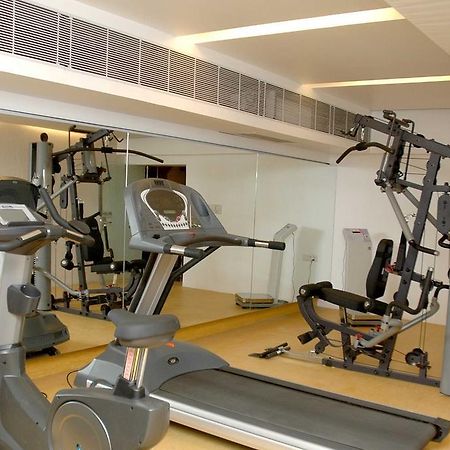 Comfort Inn Sunset Αχμπανταμπάντ Εξωτερικό φωτογραφία