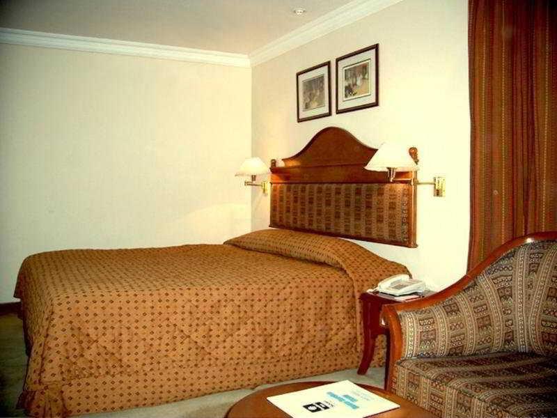 Comfort Inn Sunset Αχμπανταμπάντ Δωμάτιο φωτογραφία